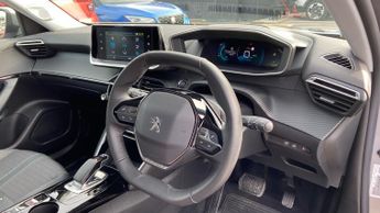 Peugeot 2008 50kWh Allure Premium SUV 5dr Electric Auto (136 ps)