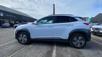 Hyundai Kona 64kWh Premium SUV 5dr Electric Auto (204 ps)