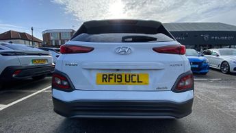Hyundai Kona 64kWh Premium SUV 5dr Electric Auto (204 ps)