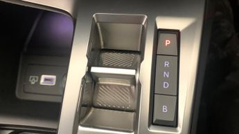 Peugeot 308 54kWh GT Hatchback 5dr Electric Auto (156 ps)