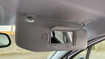 Peugeot 2008 1.2 PureTech Allure SUV 5dr Petrol EAT Euro 6 (s/s) (110 ps)