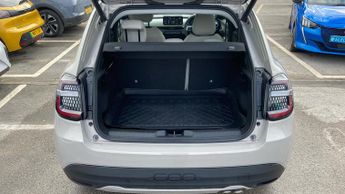 Fiat 600 1.2 MHEV La Prima SUV 5dr Petrol Hybrid e-DCT Euro 6 (s/s) (136 