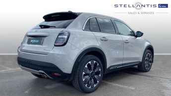 Fiat 600 1.2 MHEV La Prima SUV 5dr Petrol Hybrid e-DCT Euro 6 (s/s) (136 