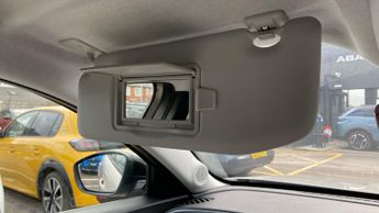 Fiat 600 1.2 MHEV La Prima SUV 5dr Petrol Hybrid e-DCT Euro 6 (s/s) (136 