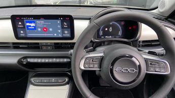 Fiat 600 1.2 MHEV La Prima SUV 5dr Petrol Hybrid e-DCT Euro 6 (s/s) (136 