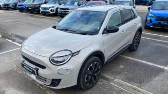 Fiat 600 1.2 MHEV La Prima SUV 5dr Petrol Hybrid e-DCT Euro 6 (s/s) (136 