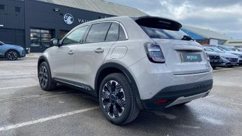 Fiat 600 1.2 MHEV La Prima SUV 5dr Petrol Hybrid e-DCT Euro 6 (s/s) (136 