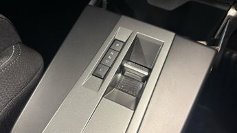 Vauxhall Frontera Electric 44kWh Design SUV 5dr Electric Auto (113 ps)