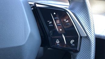 Peugeot 3008 73kWh GT SUV 5dr Electric Auto (210 ps)