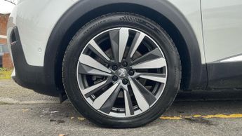 Peugeot 3008 SUV 1.6 13.2kWh GT SUV 5dr Petrol Plug-in Hybrid e-EAT 4WD Euro 6 (s