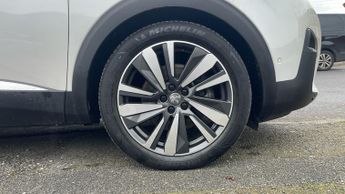 Peugeot 3008 SUV 1.6 13.2kWh GT SUV 5dr Petrol Plug-in Hybrid e-EAT 4WD Euro 6 (s