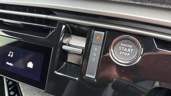 Peugeot 3008 73kWh GT SUV 5dr Electric Auto (210 ps)