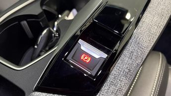 Peugeot 3008 73kWh GT SUV 5dr Electric Auto (210 ps)