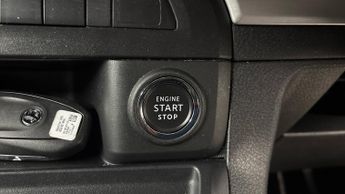 Vauxhall Vivaro Life Electric 50kWh Ultimate MPV 5dr Electric Auto MWB (8 Seat, 7.4kW Charger)