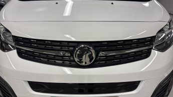 Vauxhall Vivaro Life Electric 50kWh Ultimate MPV 5dr Electric Auto MWB (8 Seat, 7.4kW Charger)