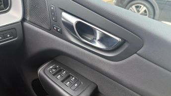 Volvo Xc60 2.0h T8 Recharge 11.6kWh R-Design Pro SUV 5dr Petrol Plug-in Hyb