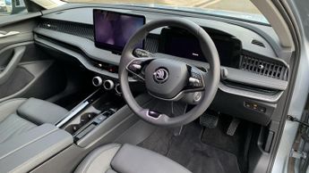 Skoda Superb 2.0 TDI SE L Estate 5dr Diesel DSG 4WD Euro 6 (s/s) (193 ps)