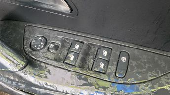 Peugeot 2008 50kWh GT SUV 5dr Electric Auto (7kW Charger) (136 ps)