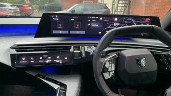 Peugeot 3008 SUV 1.2 HYBRID GT SUV 5dr Petrol Hybrid e-DSC6 Euro 6 (s/s) (136 ps)