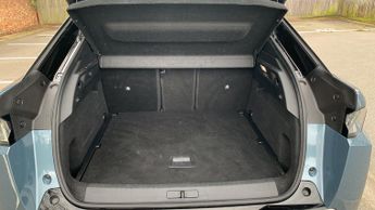 Peugeot 3008 73kWh GT SUV 5dr Electric Auto (210 ps)