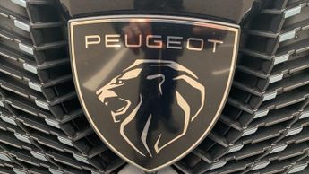 Peugeot 3008 73kWh GT SUV 5dr Electric Auto (210 ps)