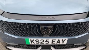 Peugeot 3008 73kWh GT SUV 5dr Electric Auto (210 ps)
