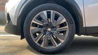 Peugeot 2008 50kWh GT SUV 5dr Electric Auto (136 ps)