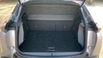 Peugeot 2008 50kWh GT SUV 5dr Electric Auto (136 ps)