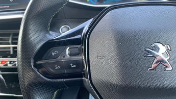 Peugeot 2008 50kWh GT SUV 5dr Electric Auto (136 ps)