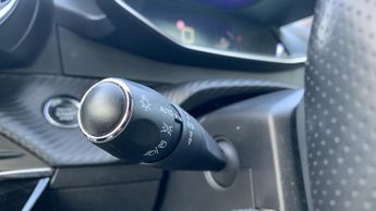 Peugeot 2008 50kWh GT SUV 5dr Electric Auto (136 ps)