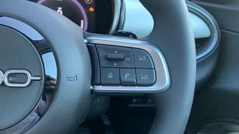 Fiat 600 1.2 MHEV La Prima SUV 5dr Petrol Hybrid e-DCT Euro 6 (s/s) (100 