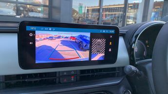 Fiat 600 1.2 MHEV La Prima SUV 5dr Petrol Hybrid e-DCT Euro 6 (s/s) (100 