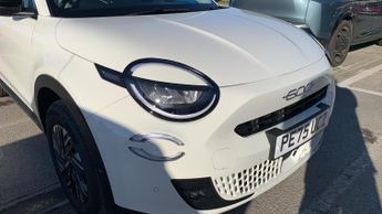 Fiat 600 1.2 MHEV La Prima SUV 5dr Petrol Hybrid e-DCT Euro 6 (s/s) (100 