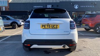 Fiat 600 1.2 MHEV La Prima SUV 5dr Petrol Hybrid e-DCT Euro 6 (s/s) (100 