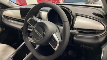 Fiat 600 1.2 MHEV La Prima SUV 5dr Petrol Hybrid e-DCT Euro 6 (s/s) (100 