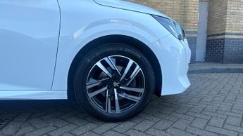 Peugeot 208 1.2 PureTech Allure Premium + Hatchback 5dr Petrol EAT Euro 6 (s