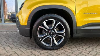 Jeep Avenger 54kWh Summit SUV 5dr Electric Auto (156 ps)