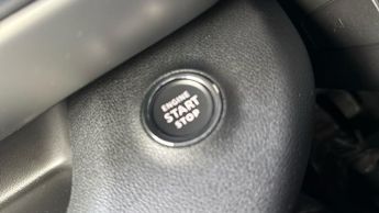 Jeep Avenger 54kWh Summit SUV 5dr Electric Auto (156 ps)