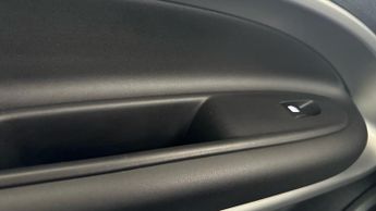 Jeep Avenger 54kWh Summit SUV 5dr Electric Auto (156 ps)