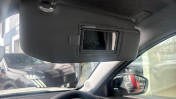 Jeep Avenger 54kWh Summit SUV 5dr Electric Auto (156 ps)