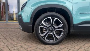 Jeep Avenger 54kWh Summit SUV 5dr Electric Auto (156 ps)