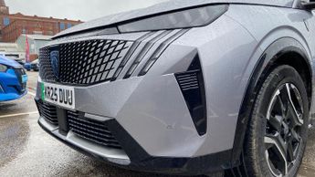 Peugeot 3008 73kWh GT SUV 5dr Electric Auto (210 ps)