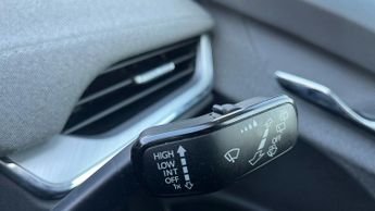 Skoda Enyaq 62kWh 60 SUV 5dr Electric Auto (179 ps)