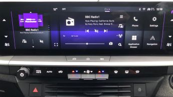 Vauxhall Grandland Electric 73kWh Ultimate SUV 5dr Electric Auto (213 ps)