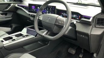 Vauxhall Grandland Electric 73kWh Ultimate SUV 5dr Electric Auto (213 ps)