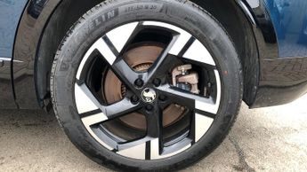 Vauxhall Grandland Electric 73kWh Ultimate SUV 5dr Electric Auto (213 ps)