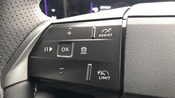 Vauxhall Grandland Electric 73kWh Ultimate SUV 5dr Electric Auto (213 ps)