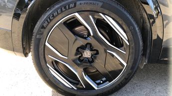 Peugeot 3008 73kWh GT SUV 5dr Electric Auto (210 ps)