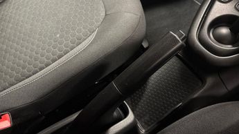 Smart Fortwo 17.6kWh Pulse Premium Coupe 2dr Electric Auto (22kW Charger) (82