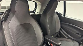 Smart Fortwo 17.6kWh Pulse Premium Coupe 2dr Electric Auto (22kW Charger) (82